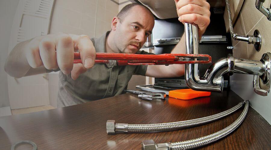 Professional expert plumbing services in Coral, MI